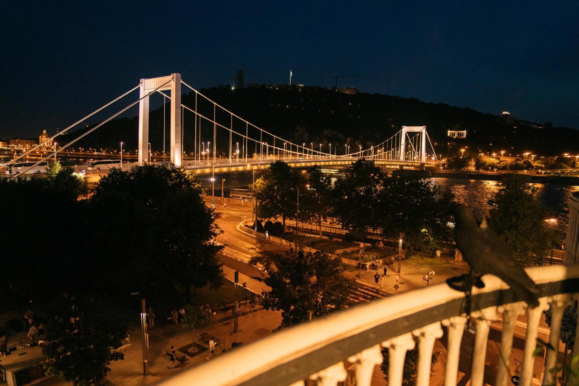 Budapest Riverfront Suite Dış mekan fotoğraf